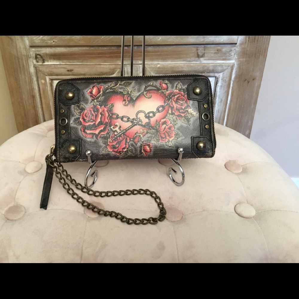 Isabella Fiore Leather L. Ed. Hearts&Chains Wallet